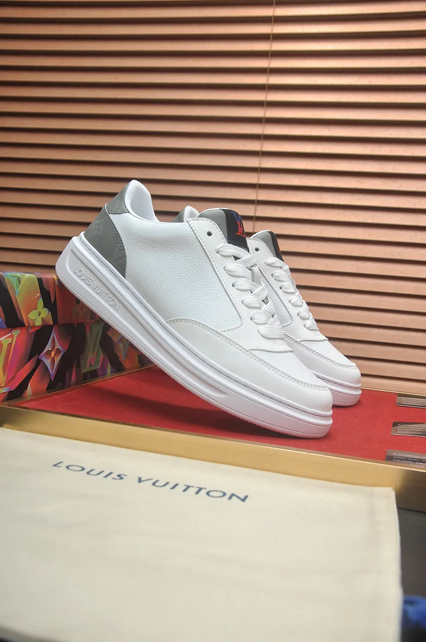 Men's shoes 💰540💶[LOUIS VUITTON] Original order price (water-dyed cowhide lining) new model 🍀LV Louis Vuitton * - top version of LV classic trendy shoes! Made of imported original cowhide, water-dyed cowhide lining, and original wear-resistant rubber outsole! High quality products! Code number 38-45 (45 is custom-made and cannot be returned or exchanged)